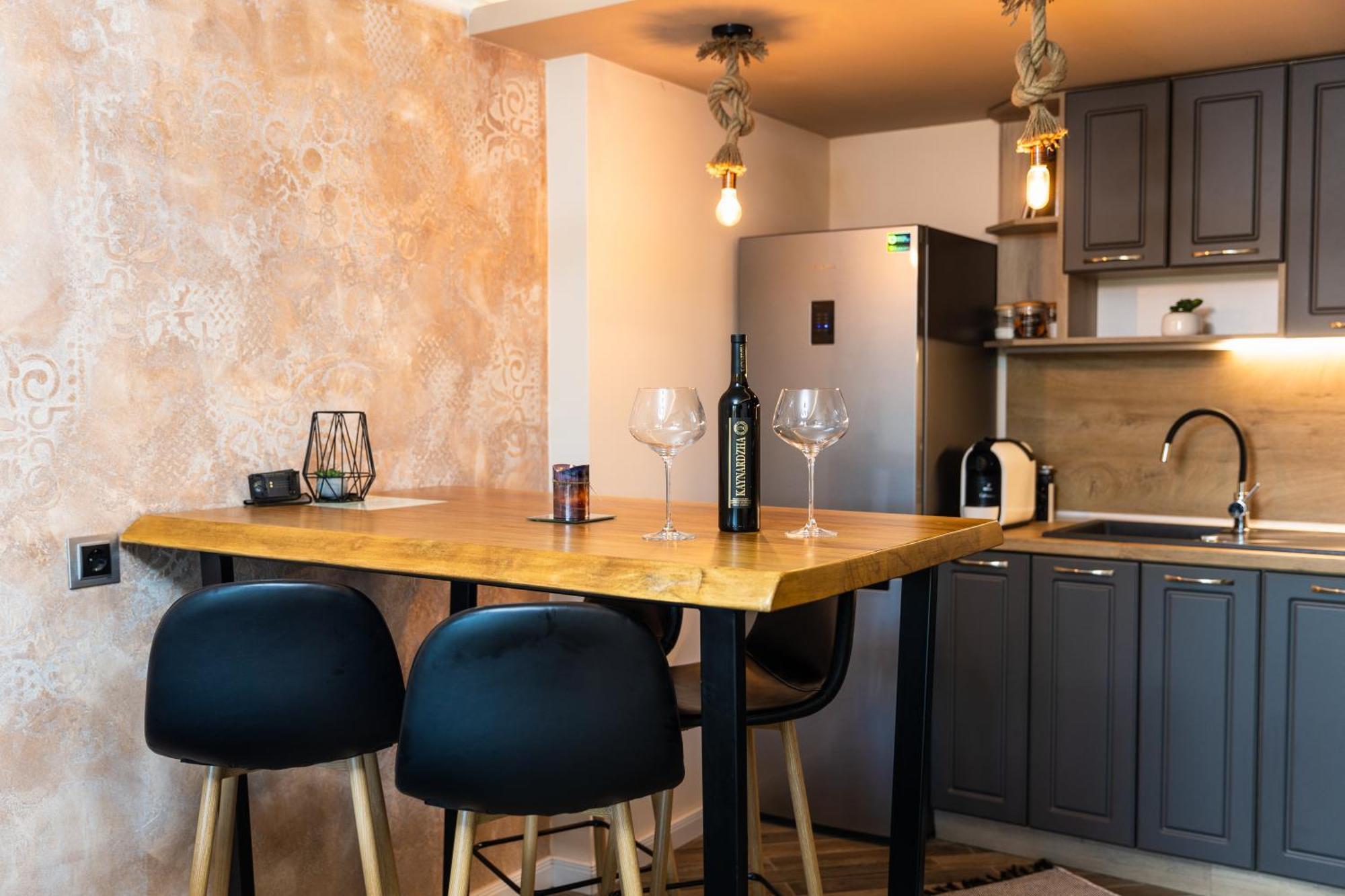 Dervent Apartment เวลีคอเทอร์โนโว ภายนอก รูปภาพ